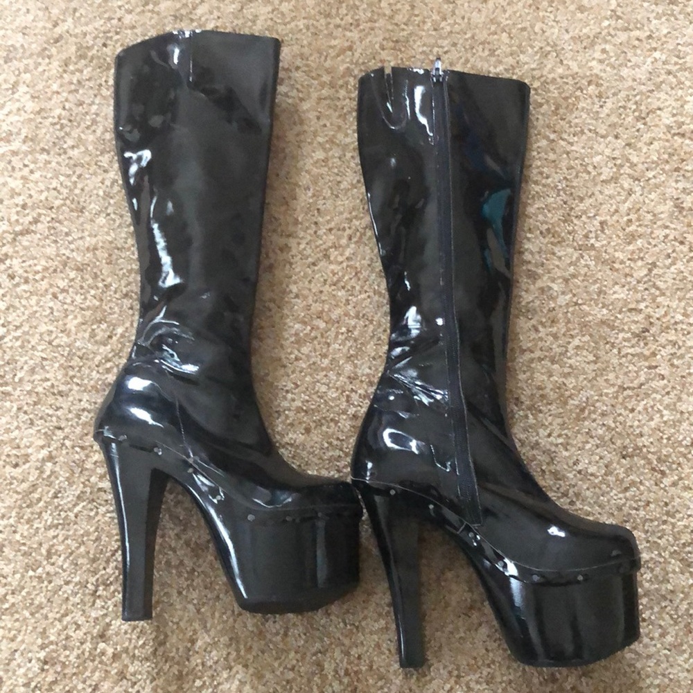 Vintage platform boots